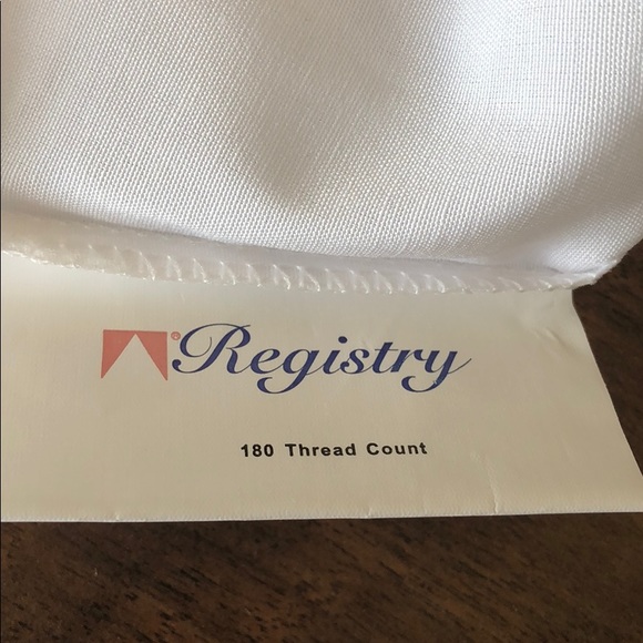 Pack of 12 - Queen Size White Pillow Protectors - Picture 3 of 6